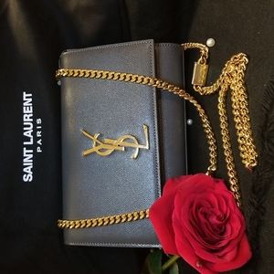 Kate Medium Shoulder Bag